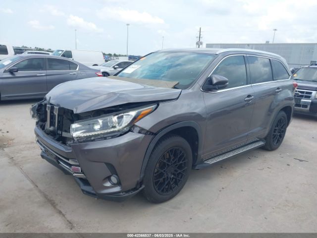 2018 TOYOTA HIGHLANDER 5TDYZRFH1JS256186 Photo 1