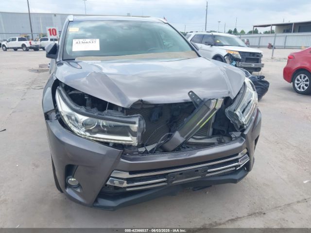 2018 TOYOTA HIGHLANDER 5TDYZRFH1JS256186 Photo 5