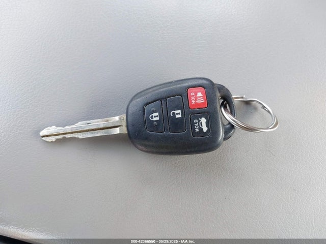 4T1BF1FK0HU682187 Toyota 2ar-fe
