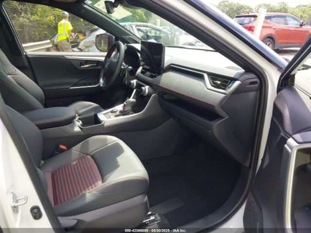 2023 TOYOTA RAV4 PRIME JTMEB3FV5PD153352 Photo 4