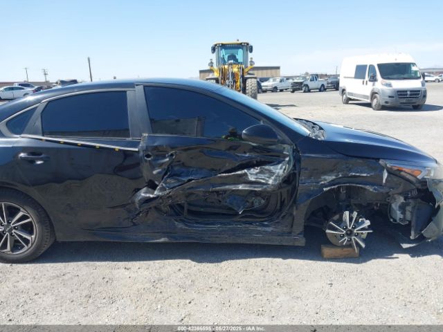 2022 KIA FORTE 3KPF24AD7NE430698 Photo 5