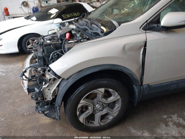 2018 HONDA CR-V 2HKRW2H8XJH686886 Photo 5