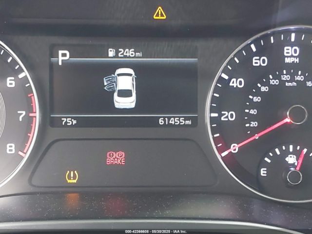3KPF24AD8PE582105 KIA Forte Lxs