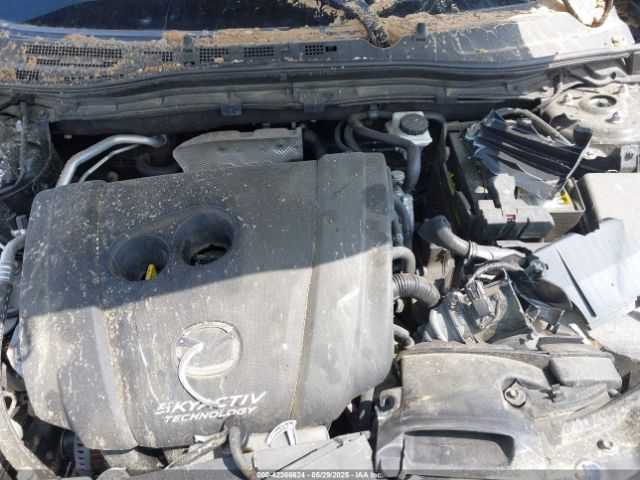 2018 MAZDA MAZDA3 3MZBN1V33JM250329 Photo 9