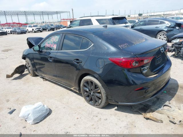2018 MAZDA MAZDA3 3MZBN1V33JM250329 Photo 2
