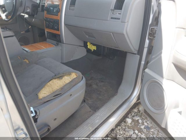 2007 CHRYSLER ASPEN 1A8HX58P17F523802 Photo 4