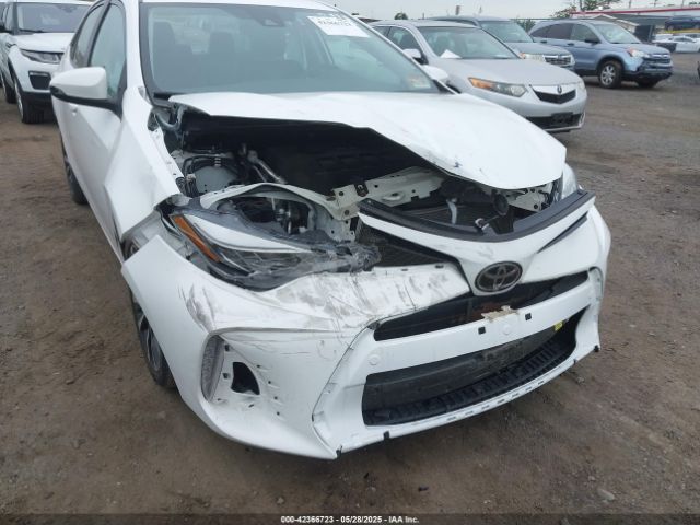 2T1BURHE8HC787010 Toyota COROLLA SE