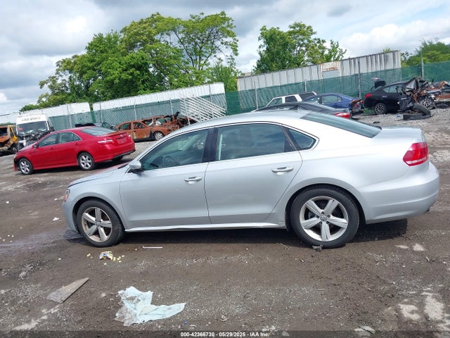 Volkswagen 2015 2015 1VWBT7A3XFC011108 Image 15