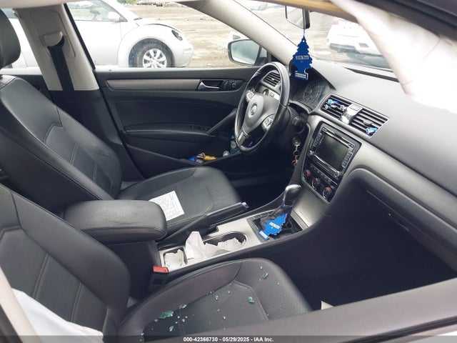 Volkswagen 2015 2015 1VWBT7A3XFC011108 Image 5