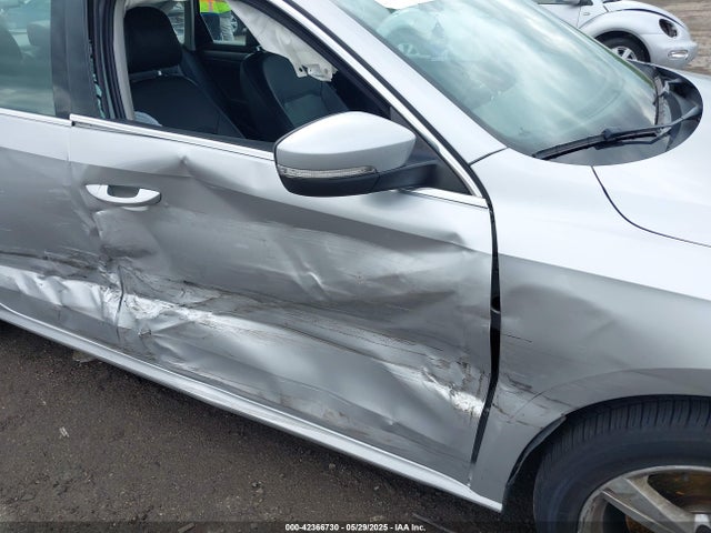 Volkswagen 2015 2015 1VWBT7A3XFC011108 Image 6