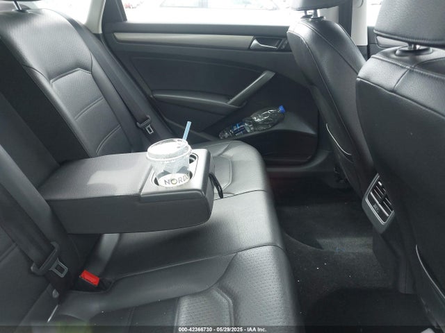 Volkswagen 2015 2015 1VWBT7A3XFC011108 Image 8