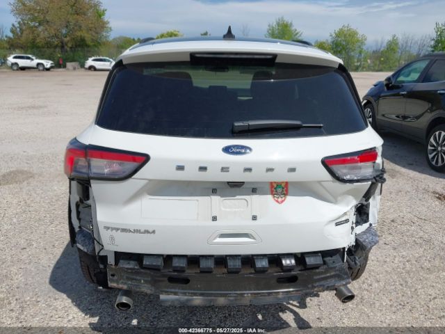 1FMCU9DZXNUA38992 Ford Escape Titanium Hybrid