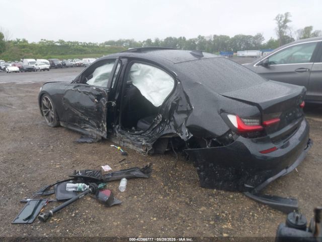 2022 BMW 3 SERIES 3MW5U9J00N8C24859 Photo 2