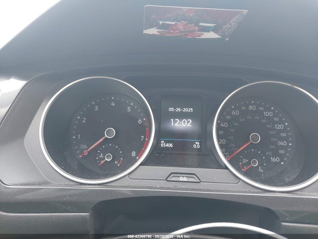 3VV1B7AX1JM032250 Volkswagen Tiguan