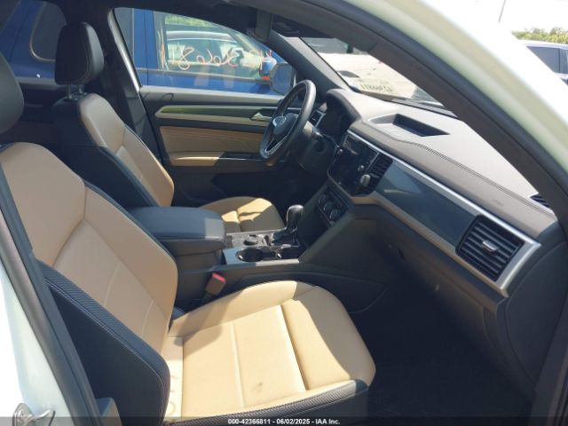 2022 VOLKSWAGEN ATLAS CROSS SPORT 1V2HE2CA5NC225233 Photo 4