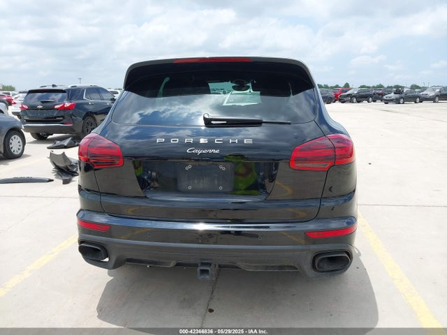 Porsche Cayenne 2016 WP1AA2A24GKA11755 Image 16