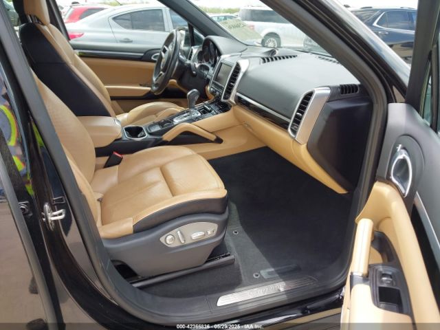 2016 PORSCHE CAYENNE WP1AA2A24GKA11755 Photo 4