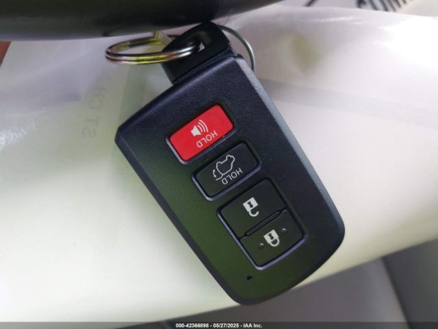 JTMYFREV0HJ721547 Toyota Rav4 Limited