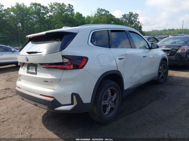 2023 BMW X1 WBX73EF03P5X21780 Photo 3