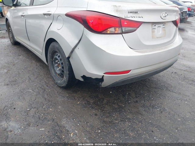 Hyundai ELANTRA SE 2016 5NPDH4AE3GH727965 Image 6