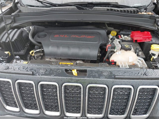 ZACNJBAB1KPJ91940 Jeep Renegade Sport 4x4