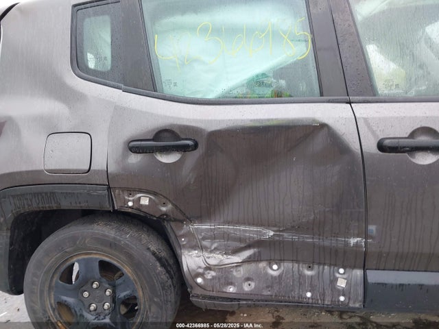 ZACNJBAB1KPJ91940 Jeep Renegade Sport 4x4