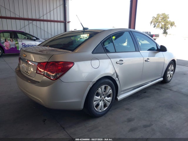 1G1PA5SG5E7148204 Chevrolet Cruze Ls Auto