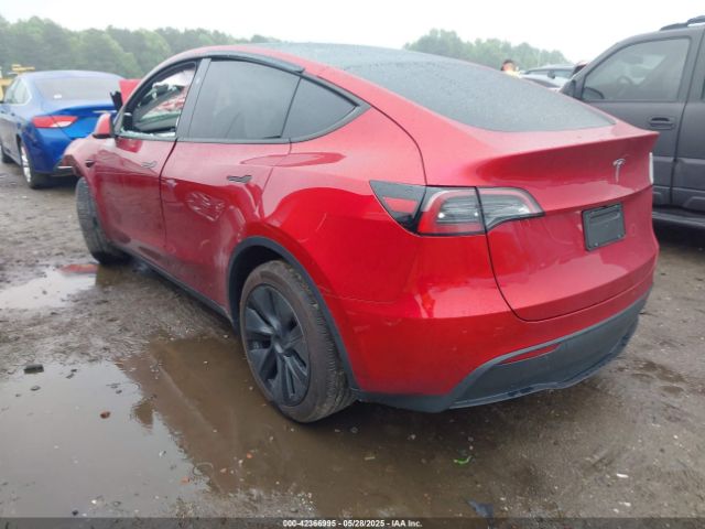2024 TESLA MODEL Y 7SAYGDED9RA304010 Photo 2