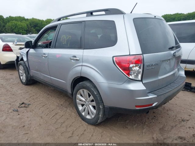 2013 SUBARU FORESTER JF2SHADC8DH405009 Photo 2