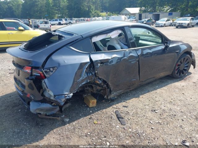 2024 TESLA MODEL Y 7SAYGDEF3RA312959 Photo 3