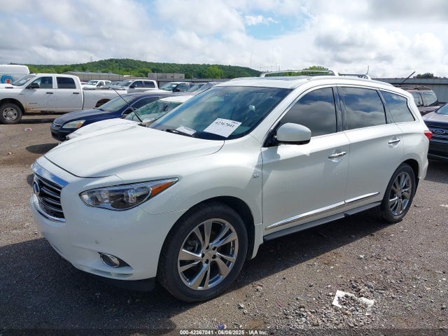 Infiniti 2015 2015 5N1AL0MM4FC529446 Image 2