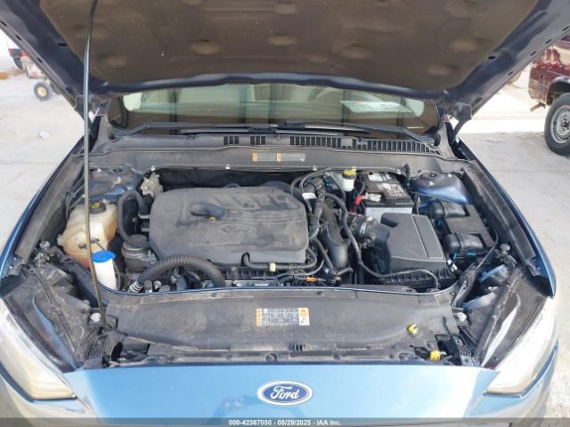 3FA6P0HD8JR201052 Ford FUSION SE