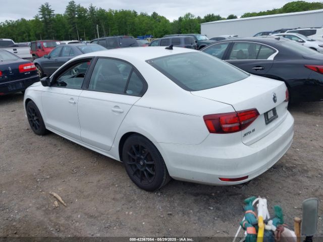 3VWD67AJ2GM274790 Volkswagen Jetta