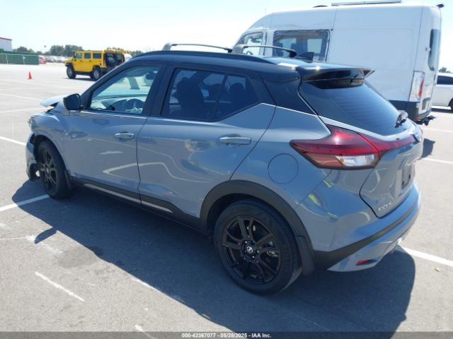 2021 NISSAN KICKS 3N1CP5DV0ML490334 Photo 2