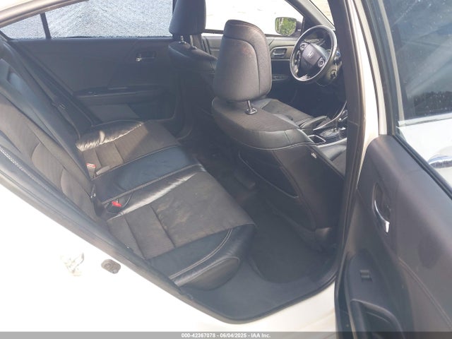 1HGCR2F5XGA177730 Honda k24w1