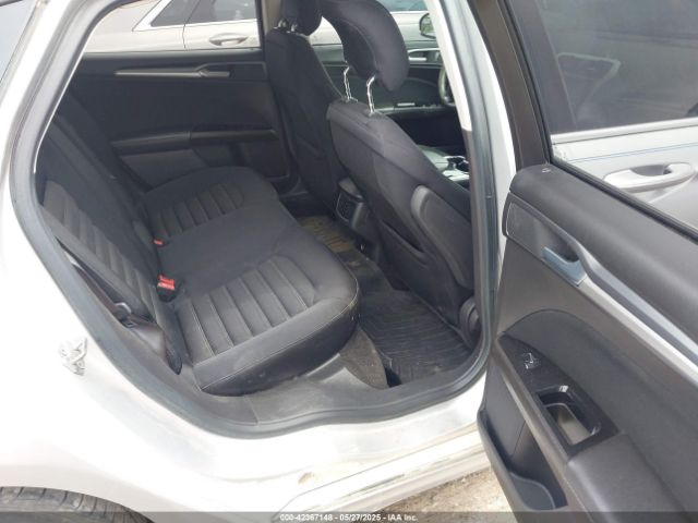 1FA6P0H74E5364901 Ford FUSION SE
