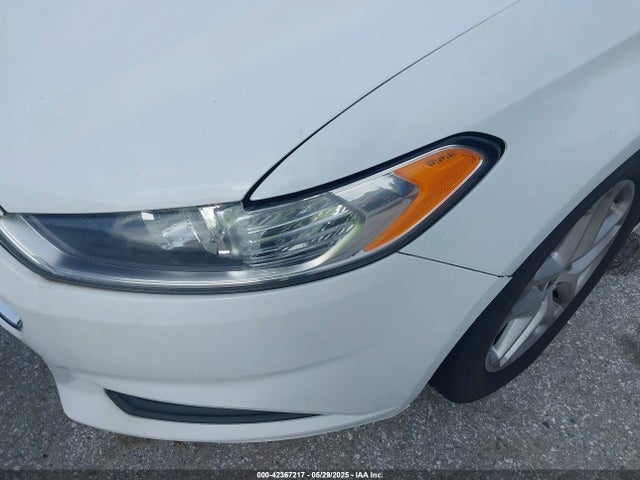 1FA6P0H71F5114999 Ford FUSION SE