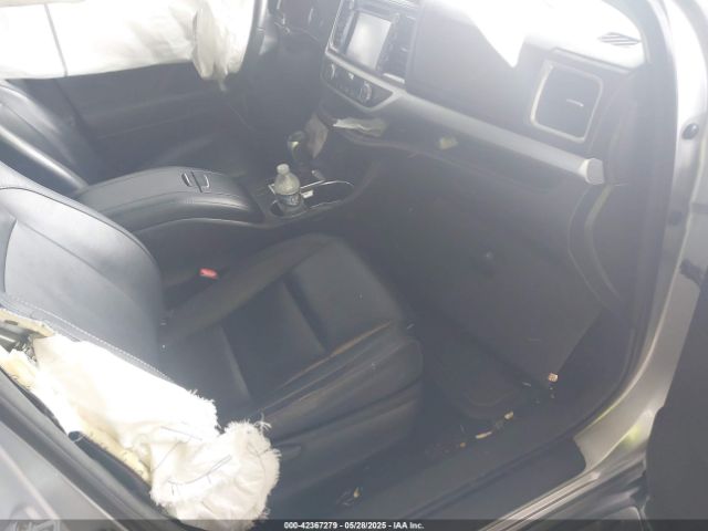 5TDJKRFH8FS119758 Toyota Highlander Xle V6