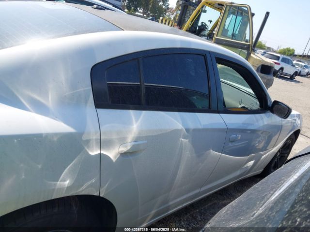 2C3CDXBG6GH210763 Dodge Charger Se