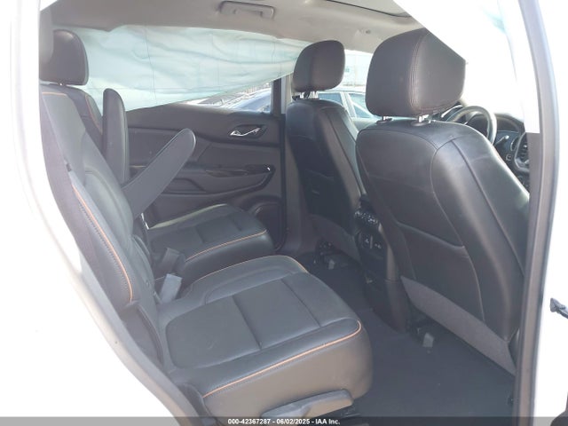1GKKNLLS6PZ183682 GMC lgx