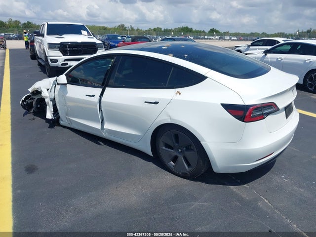 2023 TESLA MODEL 3 5YJ3E1EA3PF489477 Photo 2