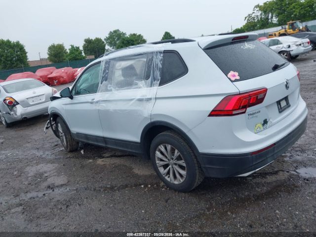 2019 VOLKSWAGEN TIGUAN 3VV0B7AX7KM031438 Photo 2