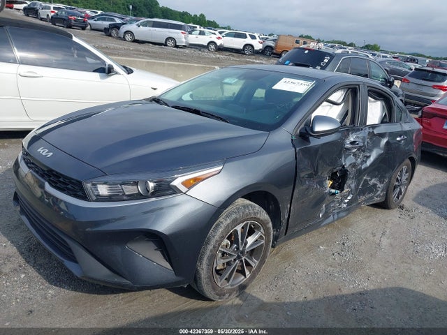 3KPF24AD2RE726380 KIA Forte Lxs