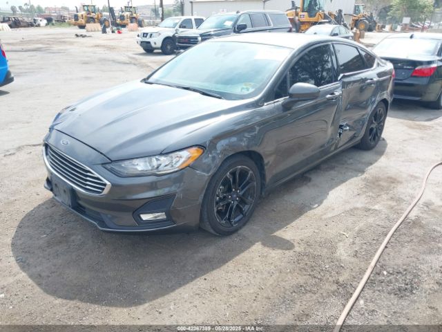 3FA6P0HD1KR177114 Ford FUSION SE