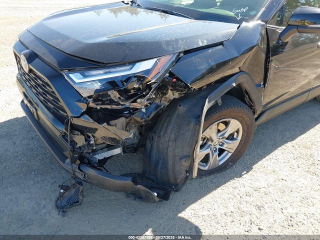 JTMMWRFV2RD235156 Toyota Rav4 Hybrid Le
