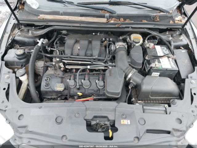 1FAHP2J8XEG112310 Ford Taurus Limited