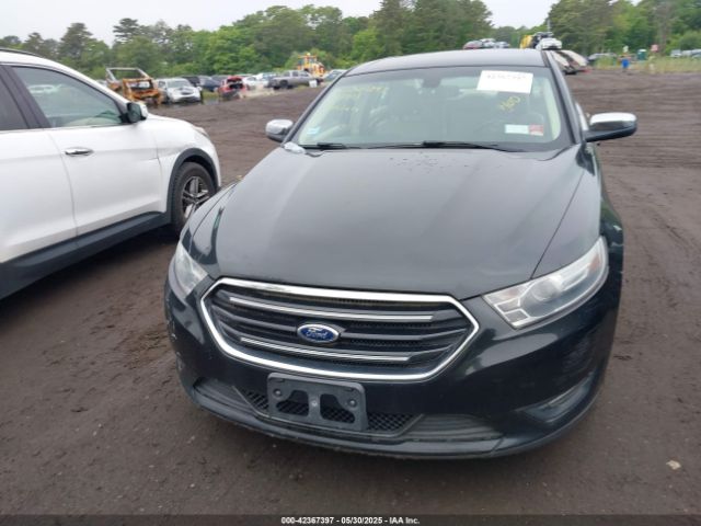 1FAHP2J8XEG112310 Ford Taurus Limited