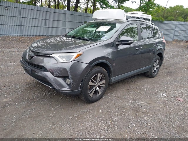 JTMRFREV9HJ703746 Toyota Rav4 Xle