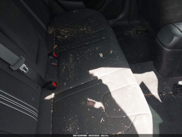 5NPLN4AG8MH020572 Hyundai ELANTRA SEL