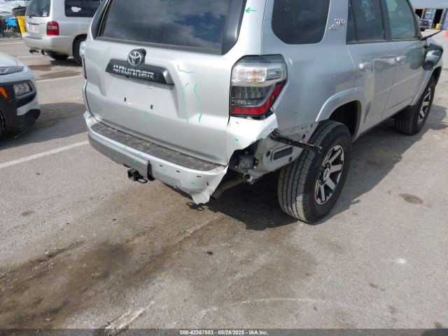2023 TOYOTA 4RUNNER JTEPU5JR5P6123406 Photo 5